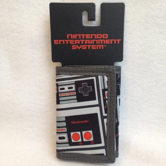 Bioworld Other - Bioworld Nintendo Controller Trifold Wallet